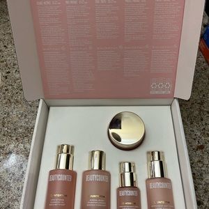 BeautyCounter CounterTime Deluxe 5 Piece Mini Travel Set